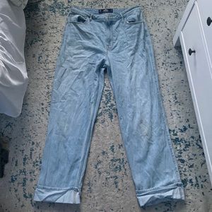 Hollister ultra high-rise dad jeans pre cuffed, vintage stretch. W32, L31, 15R.
